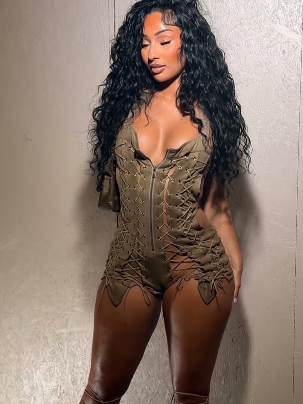 Matte brand romper